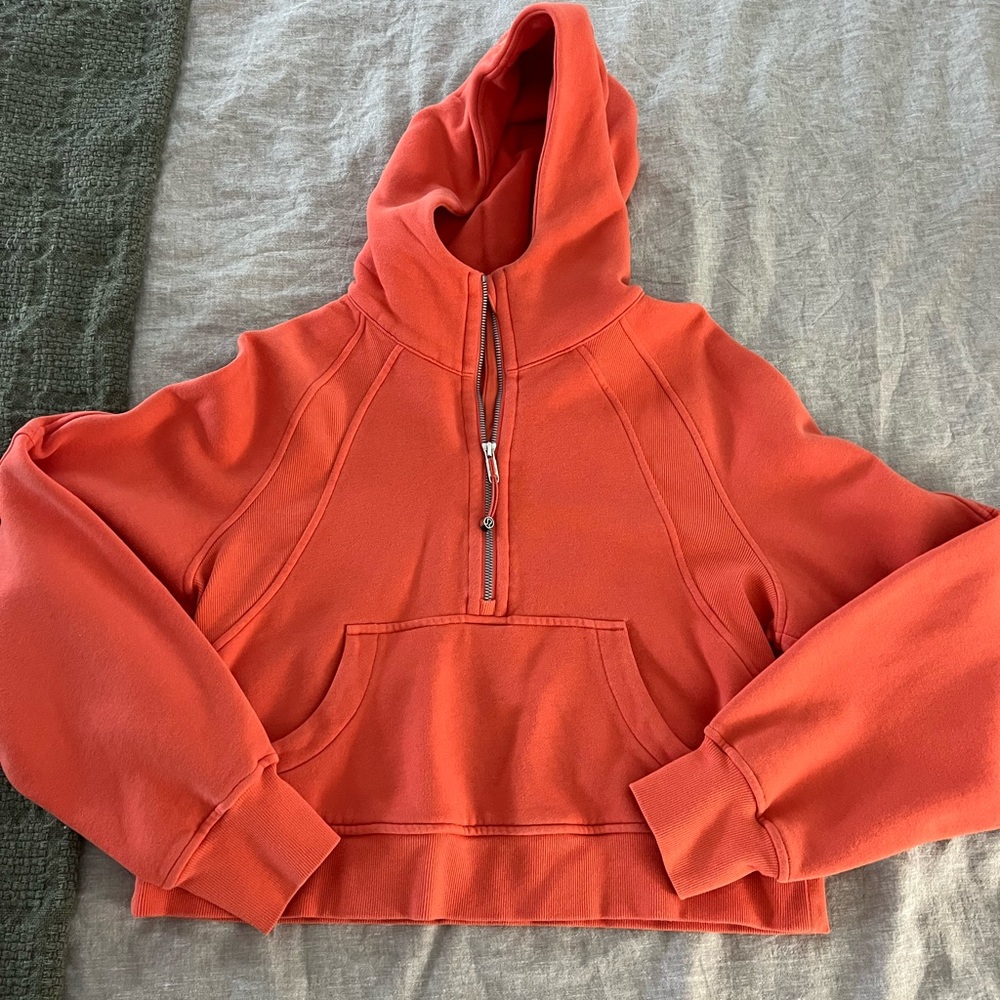 Lululemon Women's Cropped Scuba XS/S